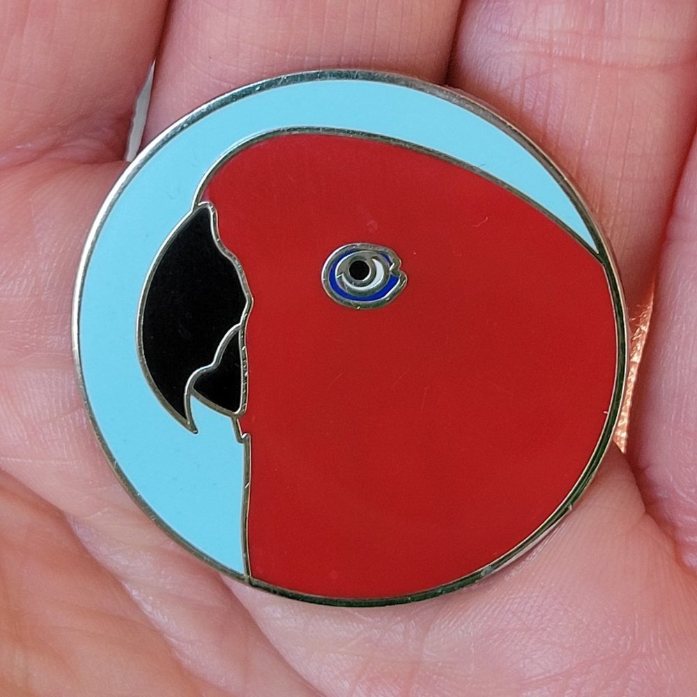 NEW Female Eclectus custom enamel pin parrot bird - Picture 1 of 3